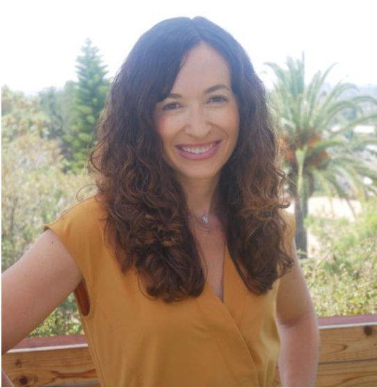 Ashley Hyman Headshot